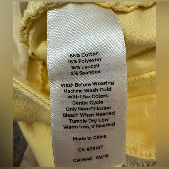 Talbots Jeans 5 Pocket Slim Ankle Boyfriend Petite Size 6P Yellow - Picture 5 of 8